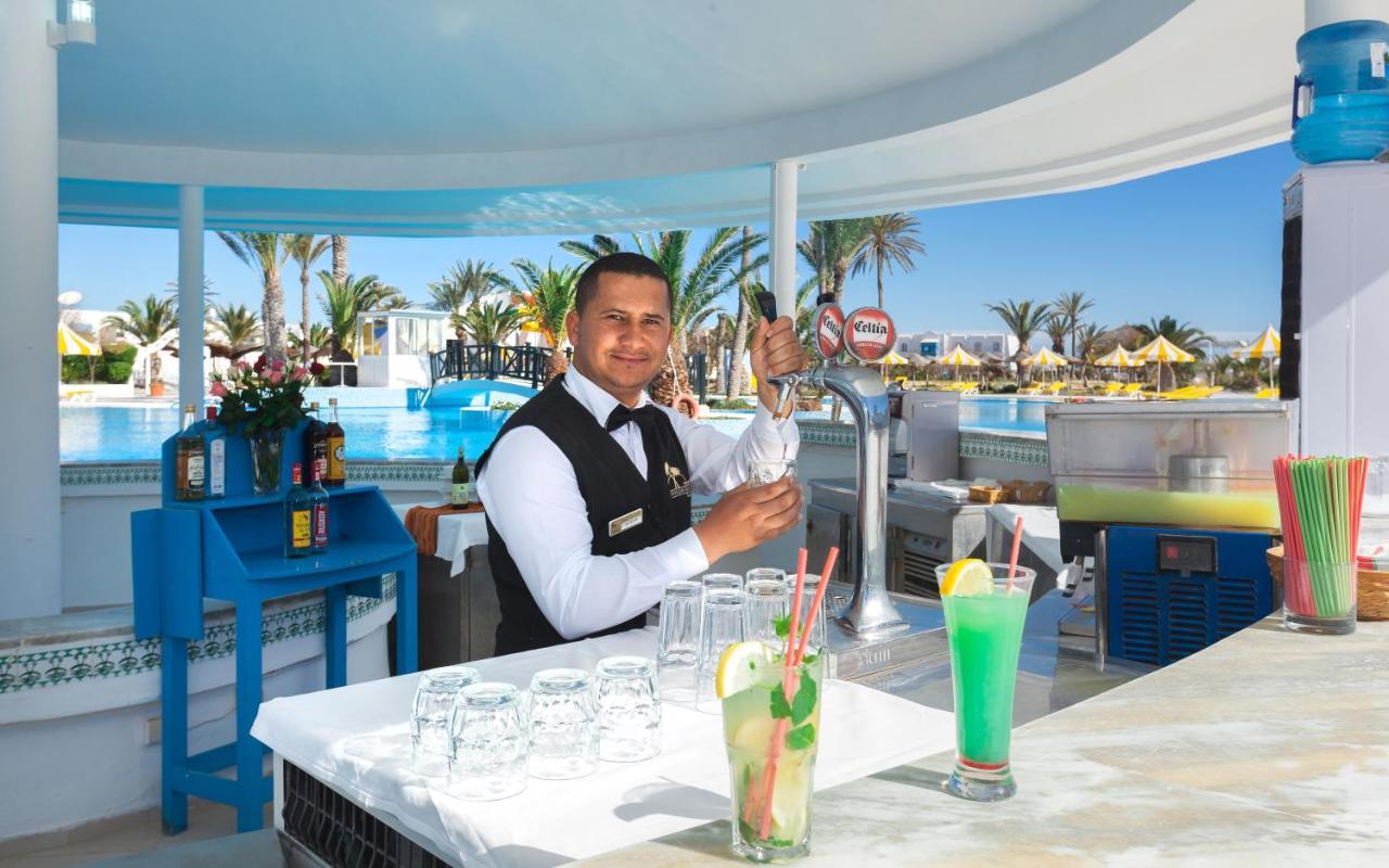 Djerba Holiday Beach Mezraia Exterior photo